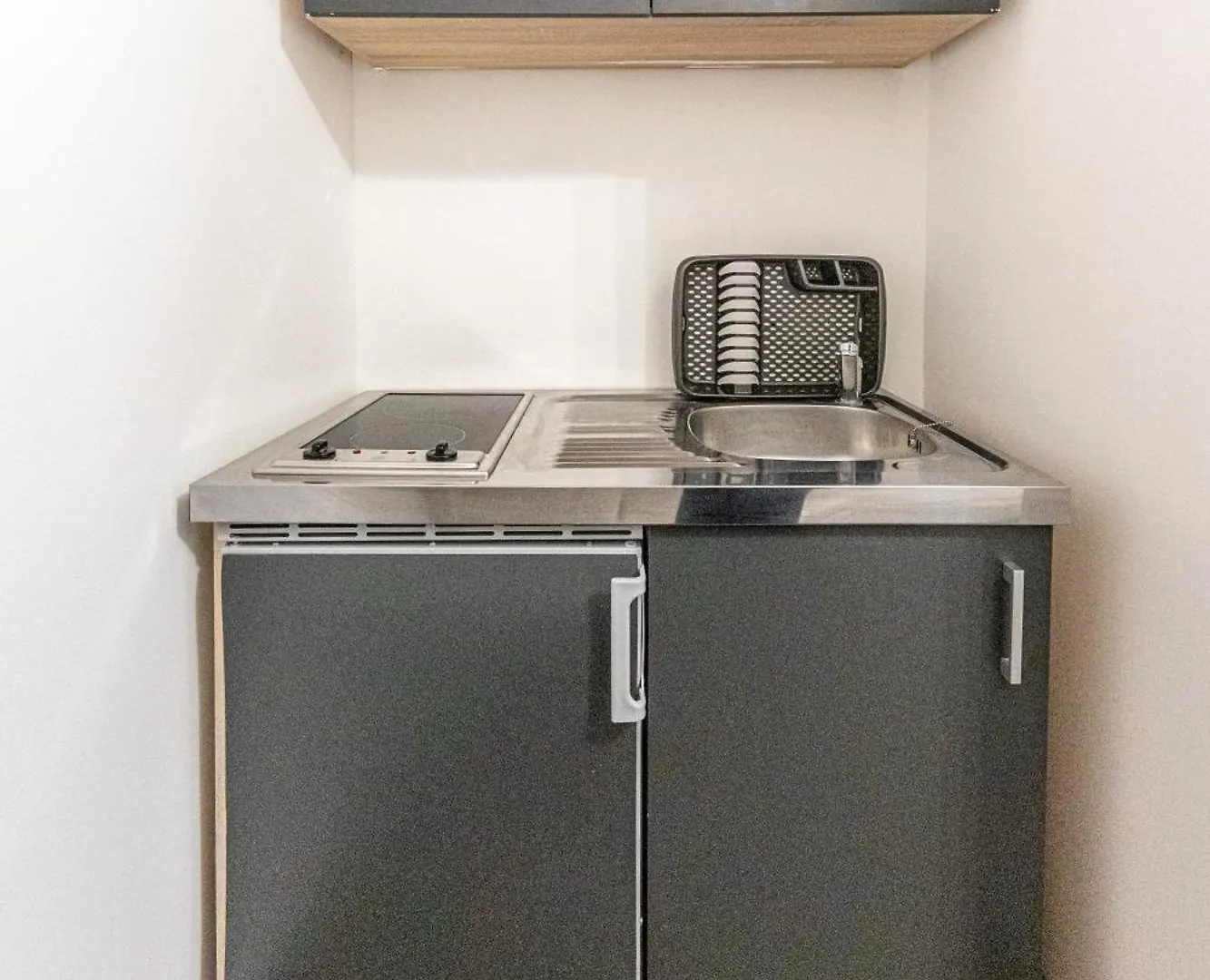 Central & Affordable By Jr City Apartments Vienna Homestay